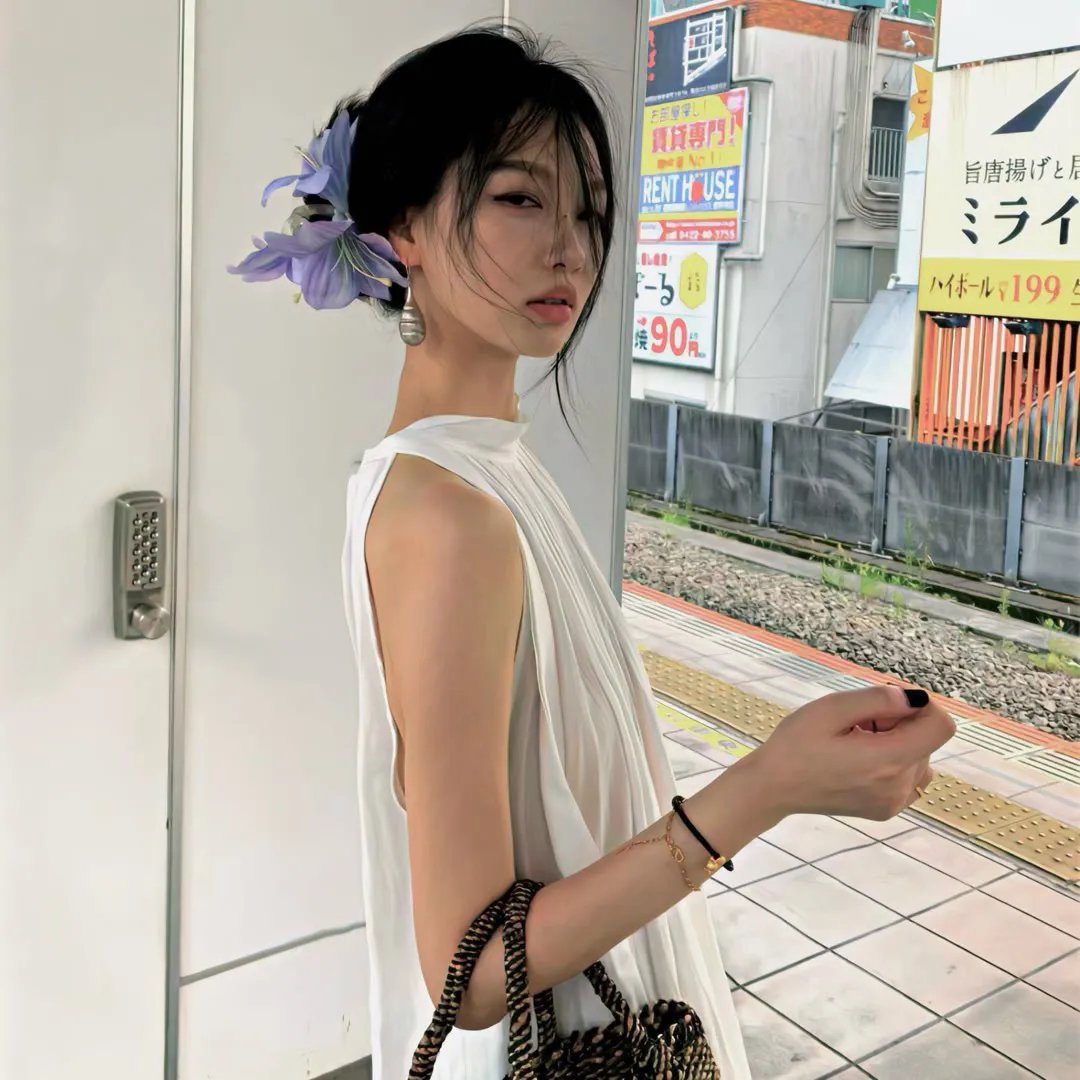 藏春洞